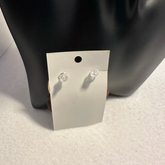 New Chain Drop Earrings - Picture 3 of 6